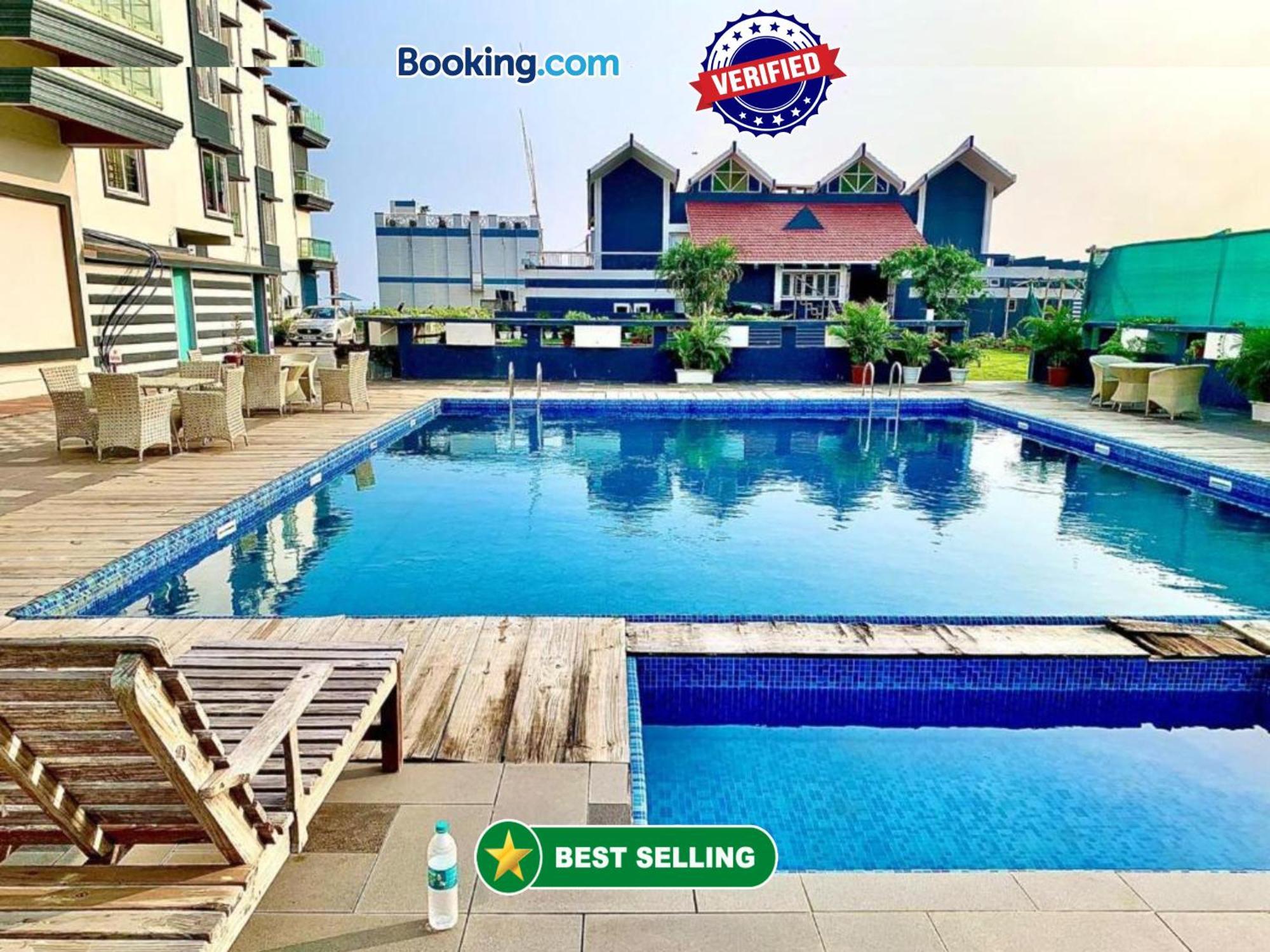 Gr Palace, In Front Of Sea-Beach With Breakfast, Swimming-Pool, Fully Air-Conditioned, Hotel With Parking Availability Пурі Екстер'єр фото